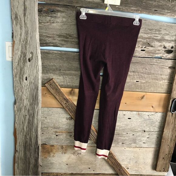 garage Size Large Burgundy Leggings With Striped Cuffs - Picture 4 of 5